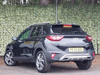 Used Kia Stonic 2024 for sale - 79638553: Photo