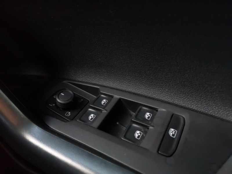 Used Volkswagen Polo 2023 for sale - 76879791: Photo 13