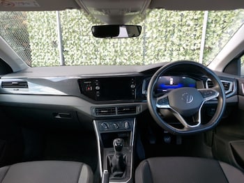 Used Volkswagen Polo 2023 for sale - 76879791: Photo