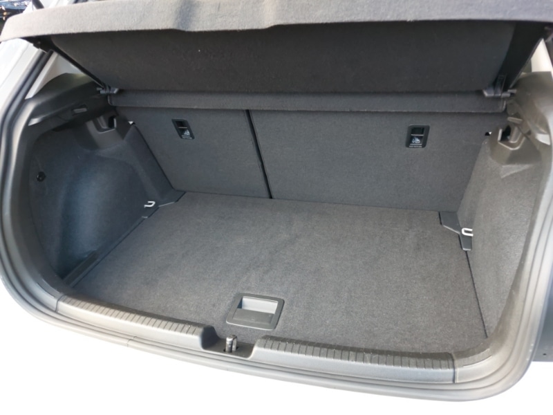 Used Volkswagen Polo 2023 for sale - 76879791: Photo 8