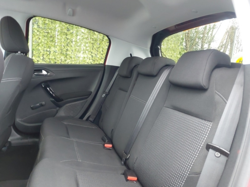 Used Peugeot 208 2017 for sale - 78132812: Photo 6