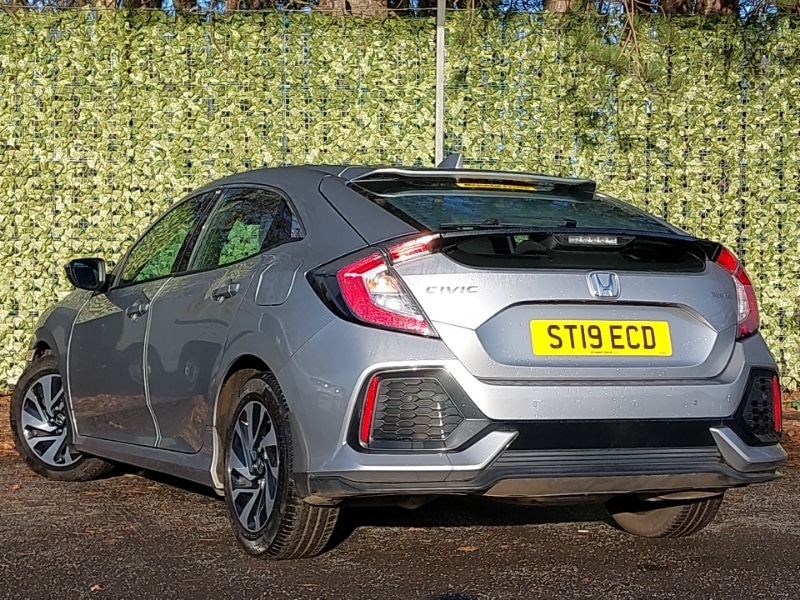 Used Honda Civic 2019 for sale - 76879793: Photo 3