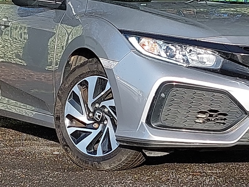 Used Honda Civic 2019 for sale - 76879793: Photo 9