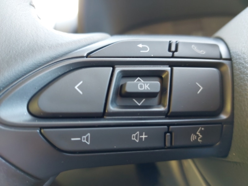 Used Mazda Mazda2 HYBRID 2025 for sale - 76354788: Photo 14