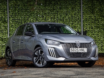 Peugeot - 208