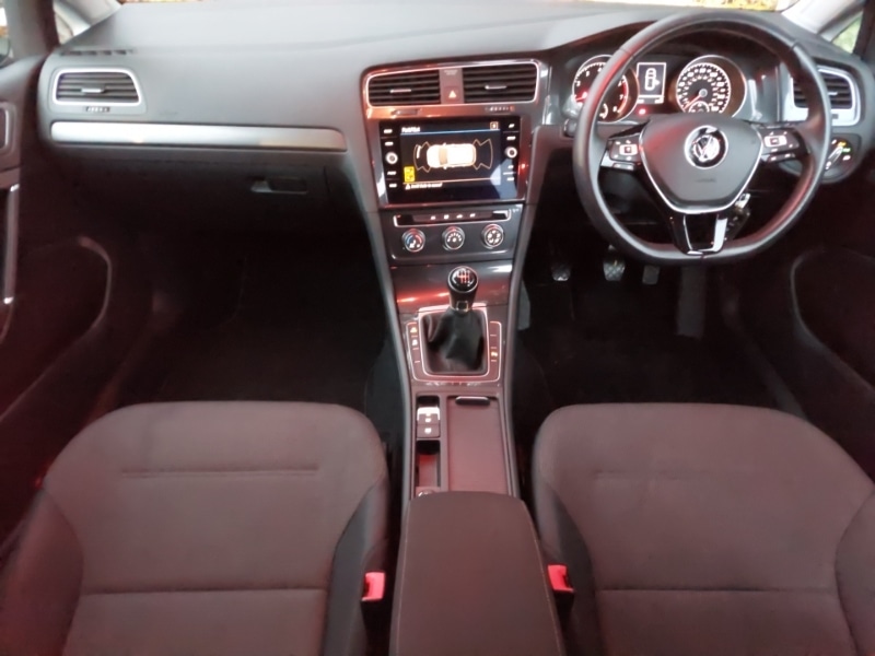 Used Volkswagen Golf 2019 for sale - 77166267: Photo 2