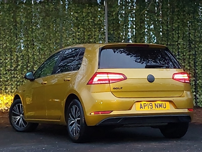 Used Volkswagen Golf 2019 for sale - 77166267: Photo 3