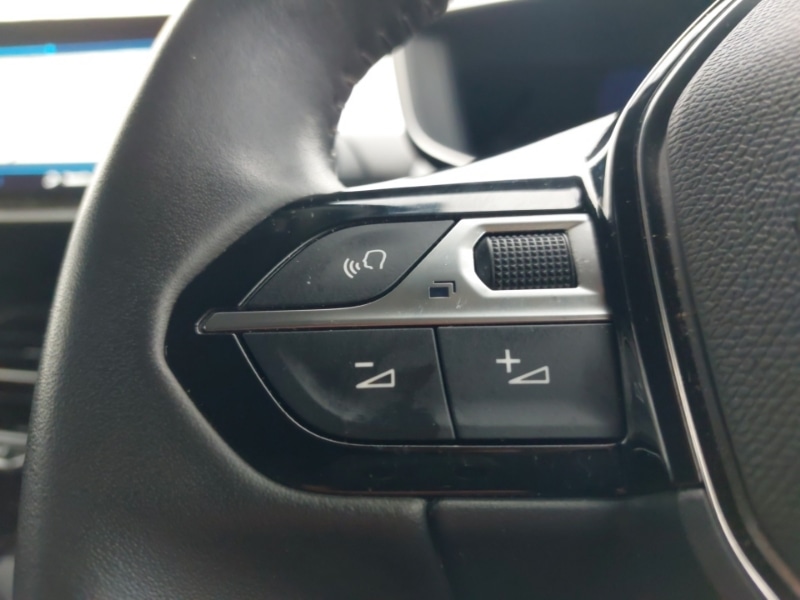 Used Peugeot 2008 2022 for sale - 76816337: Photo 13