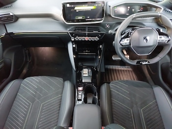 Used Peugeot 2008 2025 for sale - 76737147: Photo