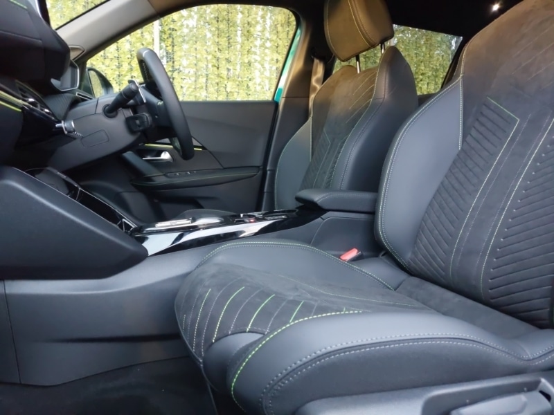 Used Peugeot 2008 2025 for sale - 76737147: Photo 5