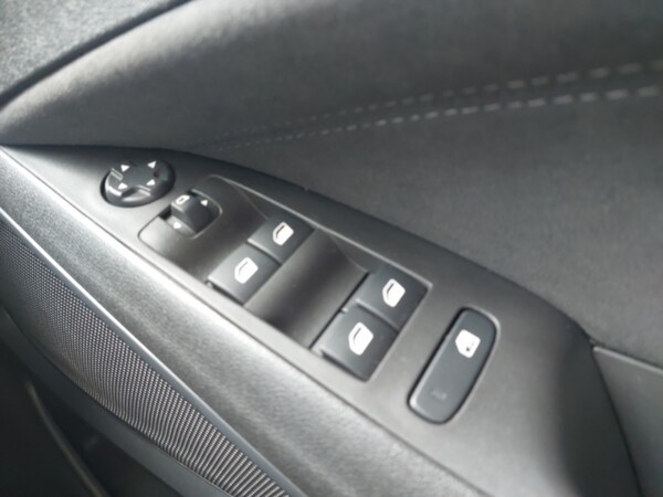 Used Vauxhall Crossland 2022 for sale - 75706949: Photo 18