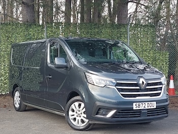 Renault Trafic feature image
