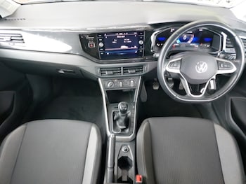 Used Volkswagen Polo 2024 for sale - 78747521: Photo