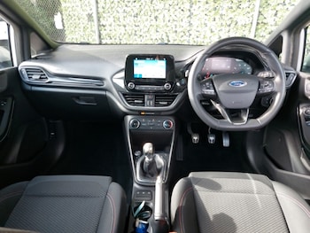 Used Ford Fiesta 2018 for sale - 75914611: Photo