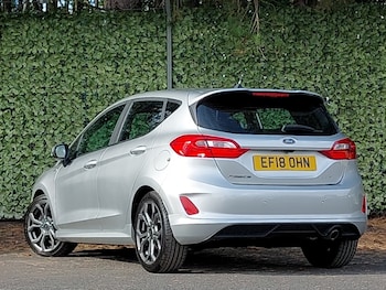Used Ford Fiesta 2018 for sale - 75914611: Photo