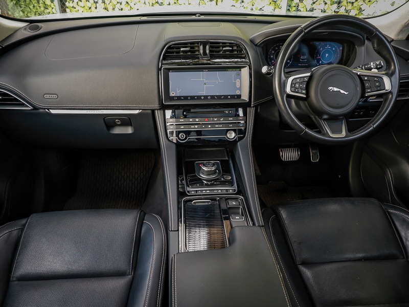 Used Jaguar F-Pace 2019 for sale - 76478372: Photo 5