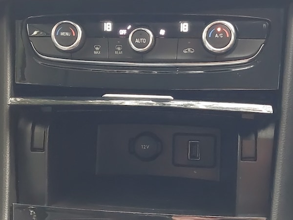Used Vauxhall Grandland 2022 for sale - 76301946: Photo 16