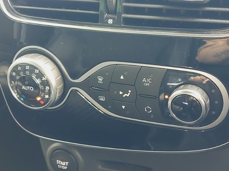 Used Renault Clio 2018 for sale - 78113861: Photo 19