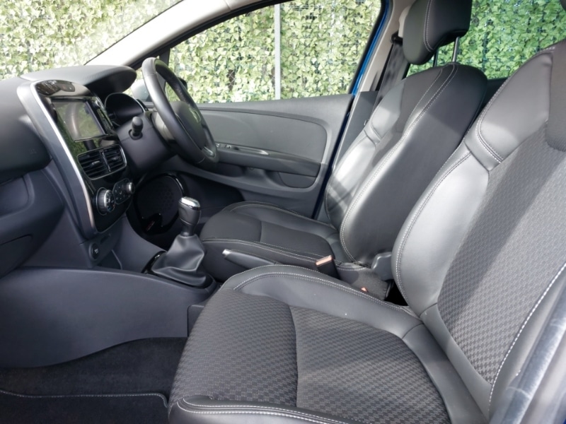 Used Renault Clio 2018 for sale - 78113861: Photo 5