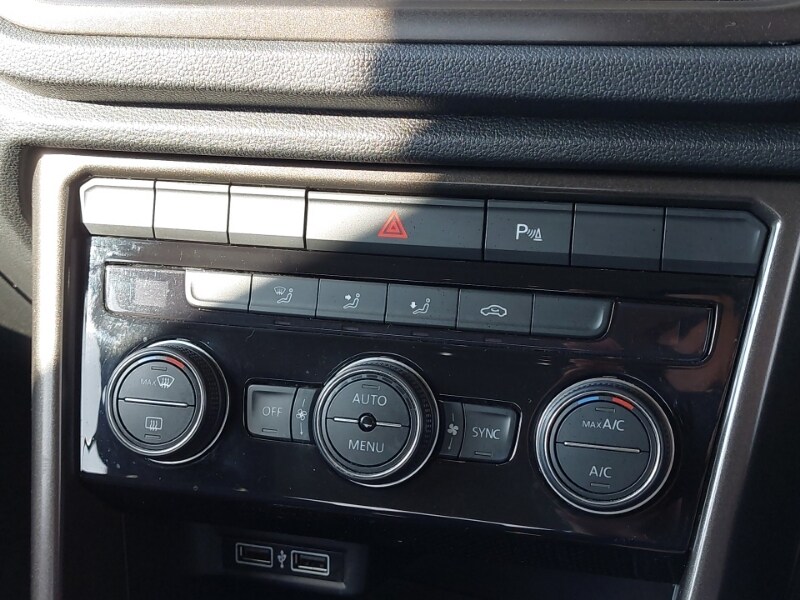 Used Volkswagen T-Roc 2019 for sale - 77751427: Photo 11