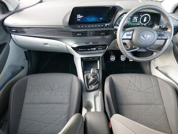 Used Hyundai BAYON 2024 for sale - 77622987: Photo