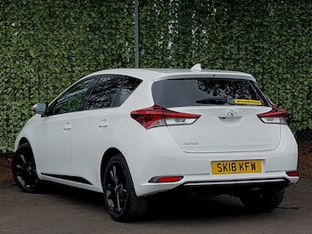 Used Toyota Auris 2018 for sale - 77797525: Photo