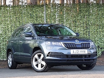 Used Skoda Karoq 2021 for sale - 77969300: Photo