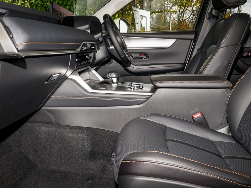 Used Mazda CX-60 2025 for sale - 76055262: Photo 2