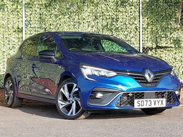 Used Renault Clio 2023 for sale - 76289455: Photo 1