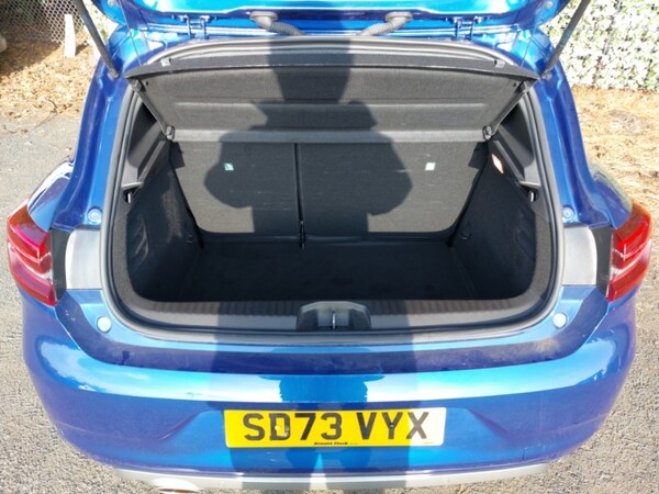 Used Renault Clio 2023 for sale - 76289455: Photo 8