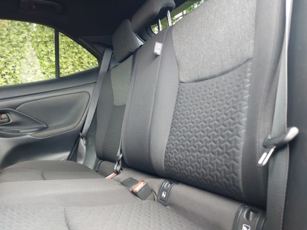 Used Toyota Yaris Cross 2022 for sale - 75434542: Photo 6