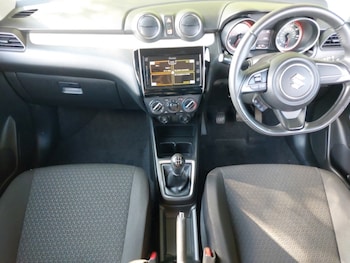Used Suzuki Swift 2019 for sale - 75460973: Photo