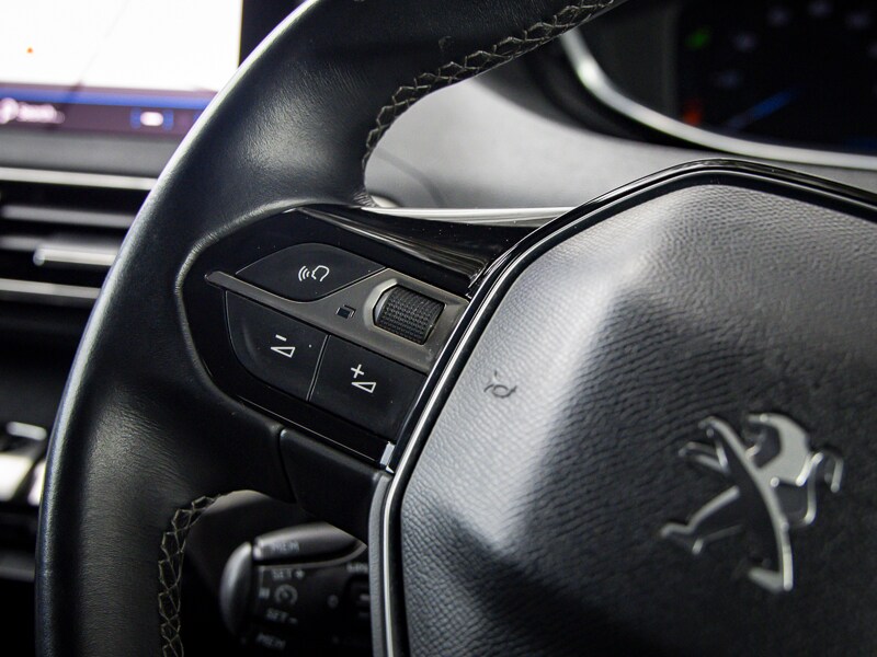 Used Peugeot 3008 2018 for sale - 77228813: Photo 16