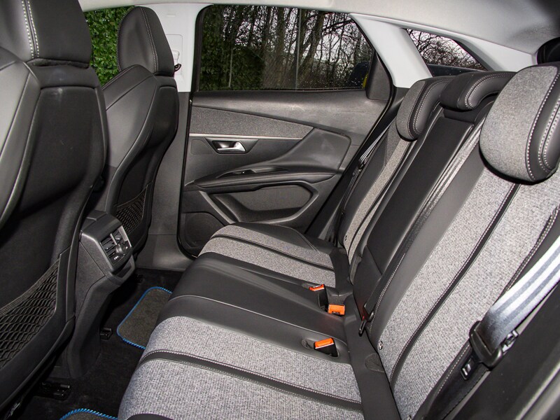 Used Peugeot 3008 2018 for sale - 77228813: Photo 6