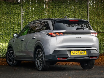 Used Peugeot 5008 2025 for sale - 76498167: Photo