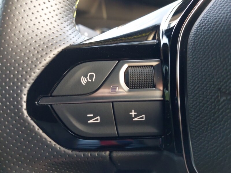 Used Peugeot 208 2022 for sale - 78041085: Photo 19