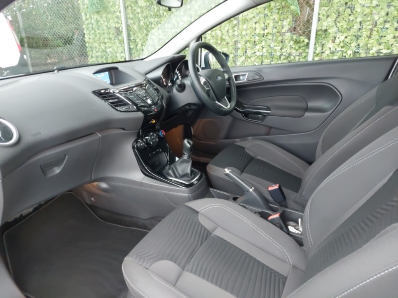 Used Ford Fiesta 2016 for sale - 77366583: Photo 5