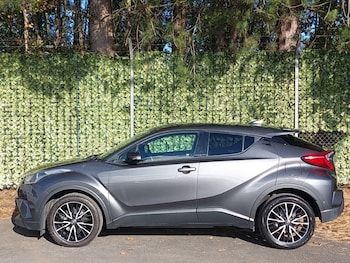 Used Toyota C-HR 2018 for sale - 76233700: Photo 4