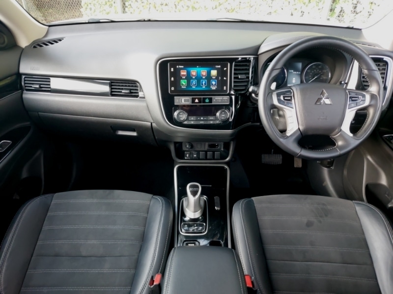 Used Mitsubishi Outlander 2018 for sale - 78203228: Photo 2