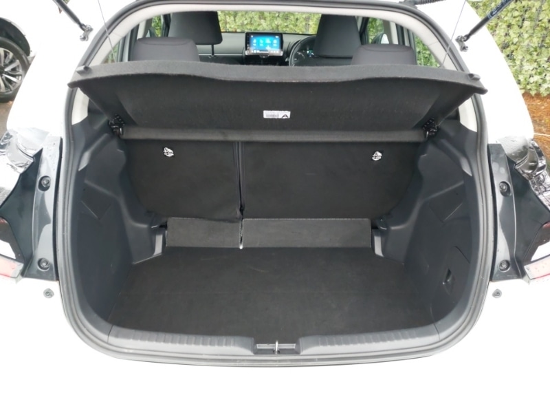 Used Mazda Mazda2 HYBRID 2024 for sale - 77433515: Photo 8