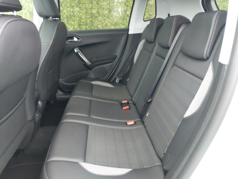 Used Peugeot 2008 2016 for sale - 78099346: Photo 6