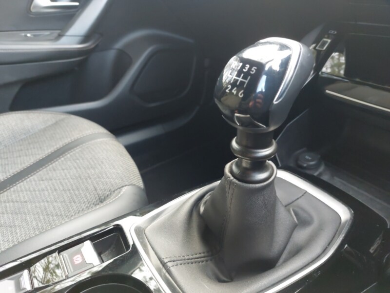 Used Peugeot 2008 2023 for sale - 77569016: Photo 16