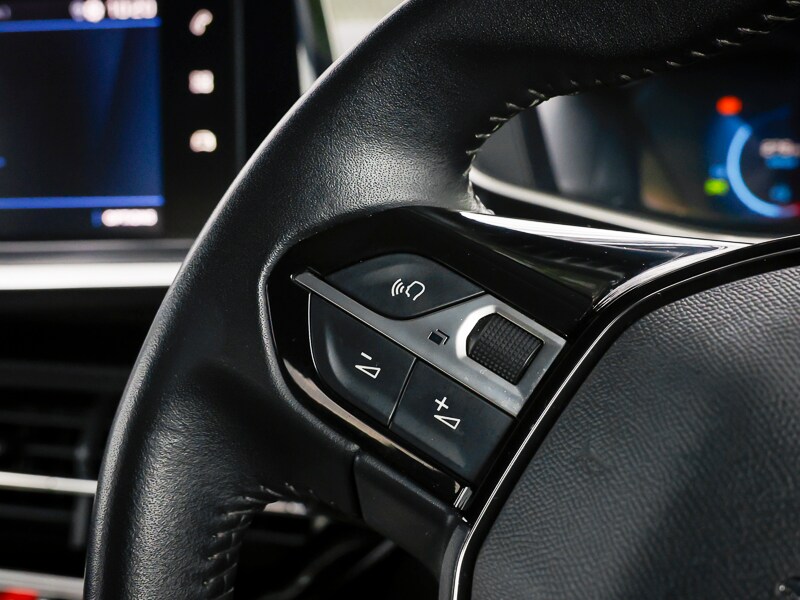 Used Peugeot 208 2021 for sale - 77722212: Photo 15