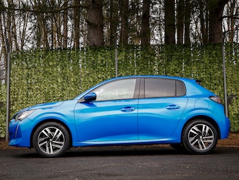 Used Peugeot 208 2021 for sale - 77722212: Photo