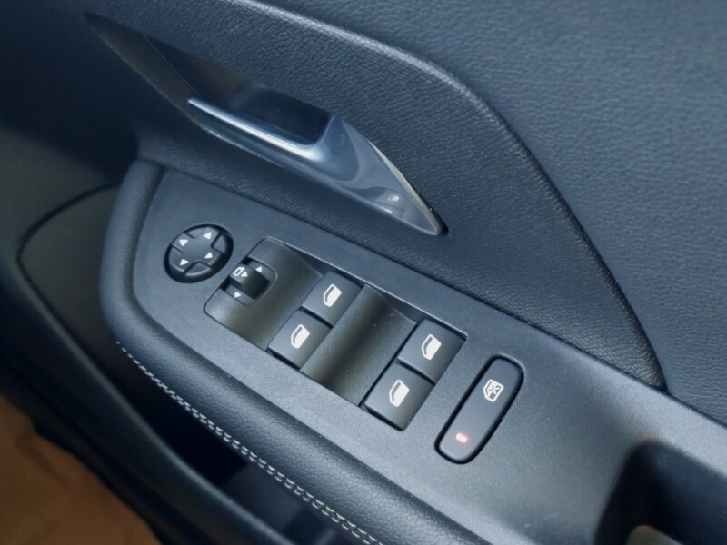 Used Vauxhall Mokka 2023 for sale - 77956776: Photo 13