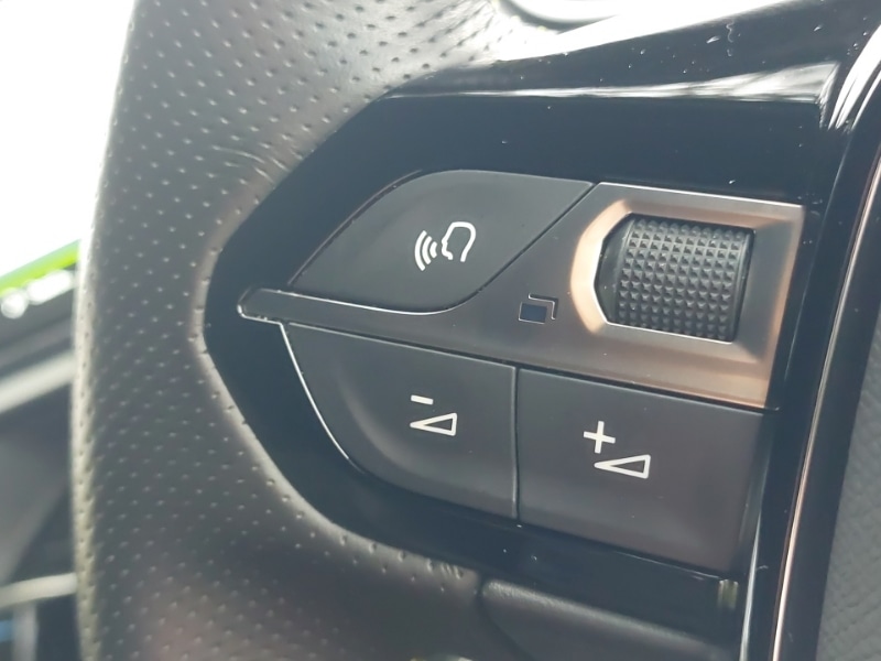 Used Peugeot 2008 2022 for sale - 77265520: Photo 15