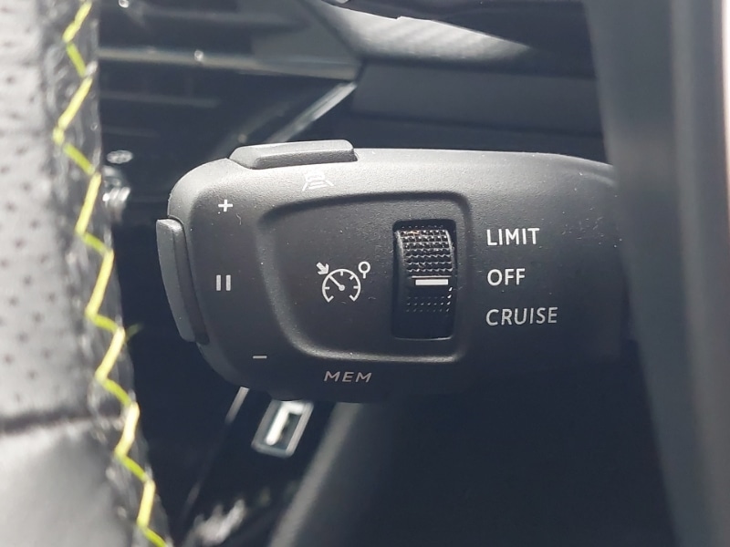 Used Peugeot 2008 2022 for sale - 77265520: Photo 17