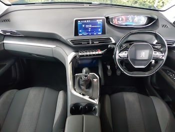 Used Peugeot 5008 2018 for sale - 78594942: Photo