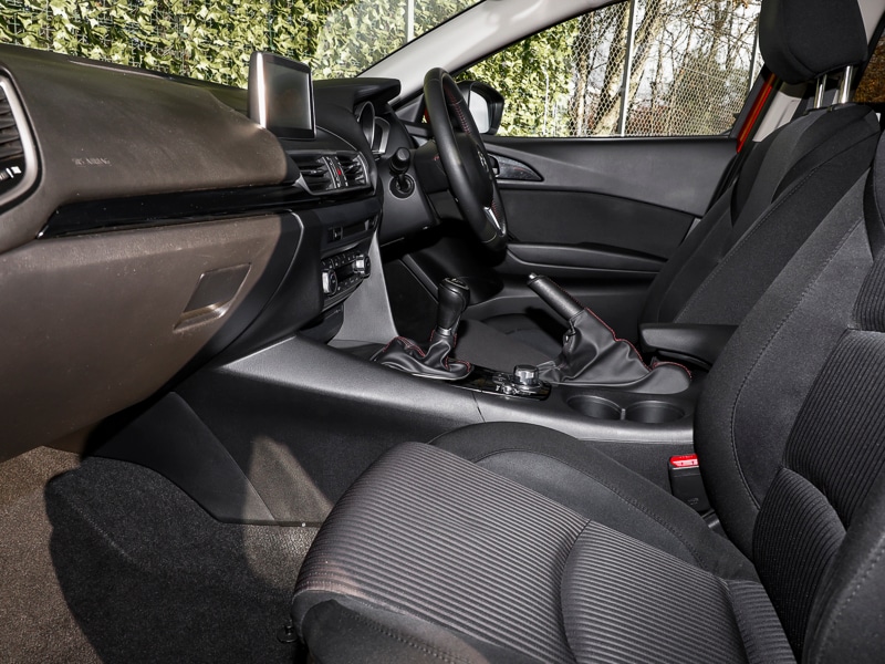 Used Mazda Mazda3 2015 for sale - 76643899: Photo 2