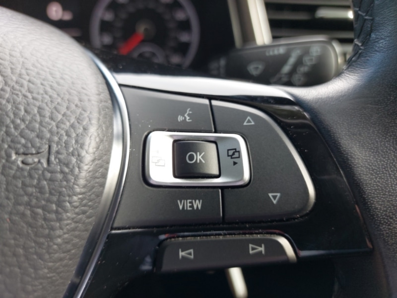 Used Volkswagen T-Roc 2018 for sale - 76533326: Photo 18